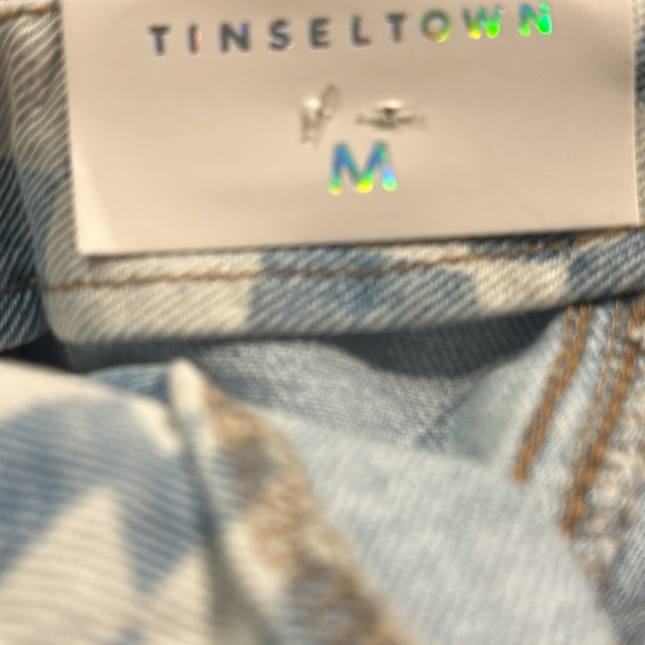 Tinseltown Juniors' Stretchy Fitted Seamed Mini Skirt - Picture 4 of 6